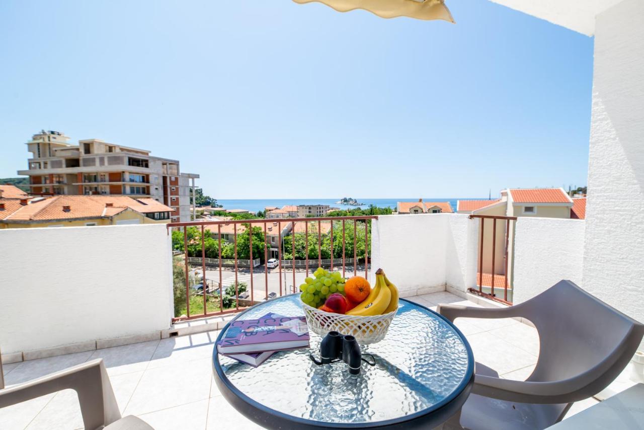 Apartments Vjera Petrovac Exterior photo