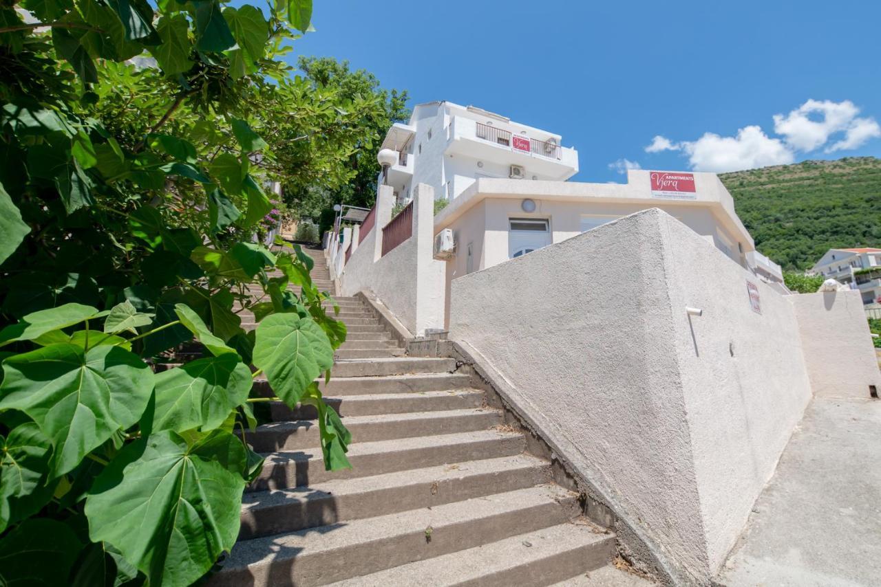 Apartments Vjera Petrovac Exterior photo