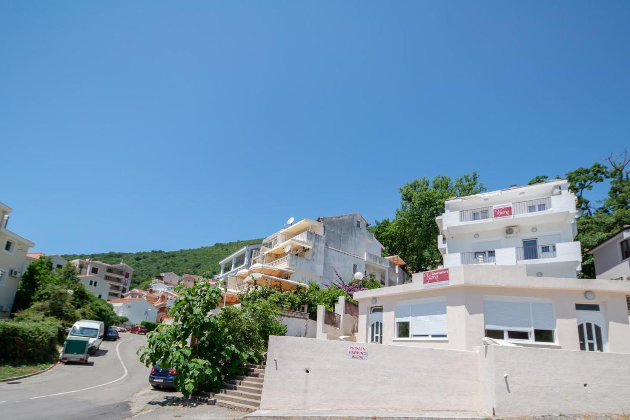 Apartments Vjera Petrovac Exterior photo