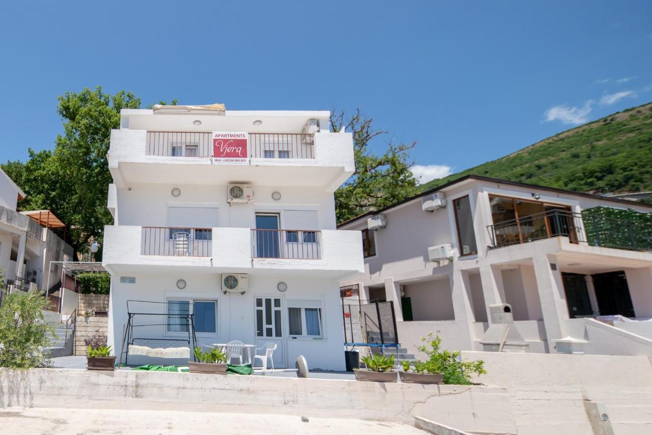 Apartments Vjera Petrovac Exterior photo
