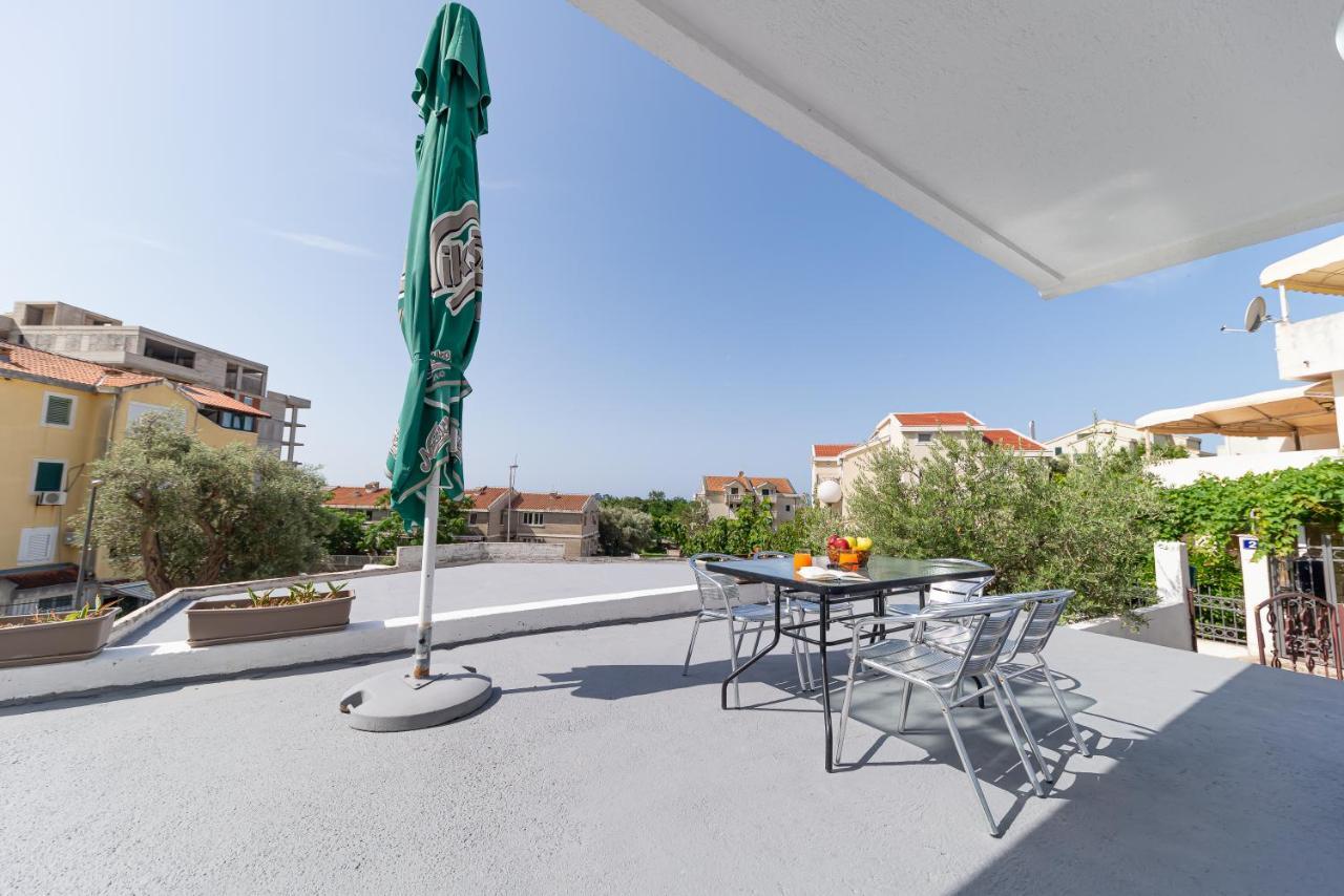 Apartments Vjera Petrovac Exterior photo
