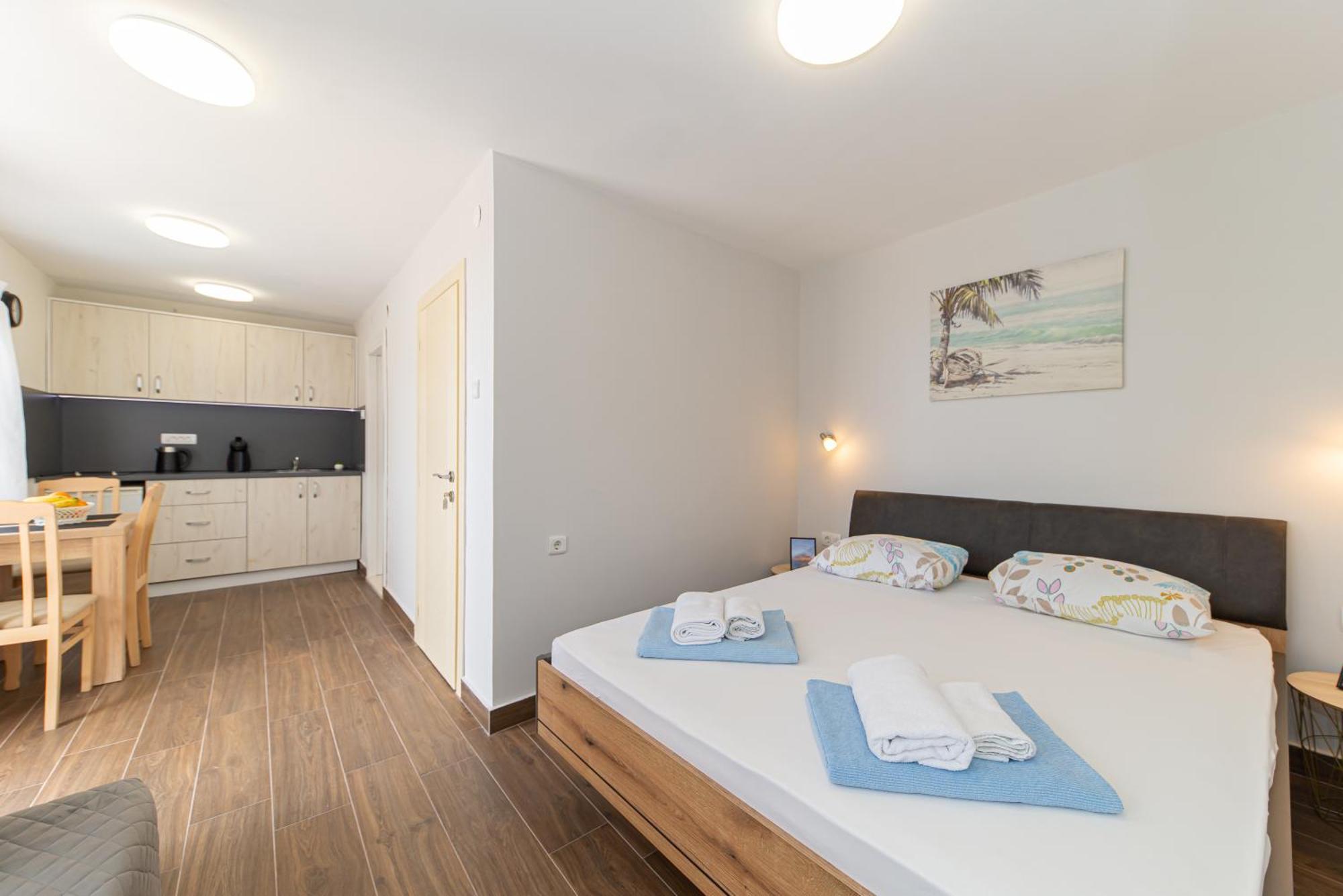 Apartments Vjera Petrovac Exterior photo