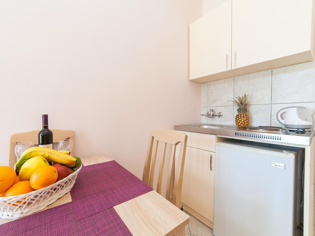 Apartments Vjera Petrovac Exterior photo