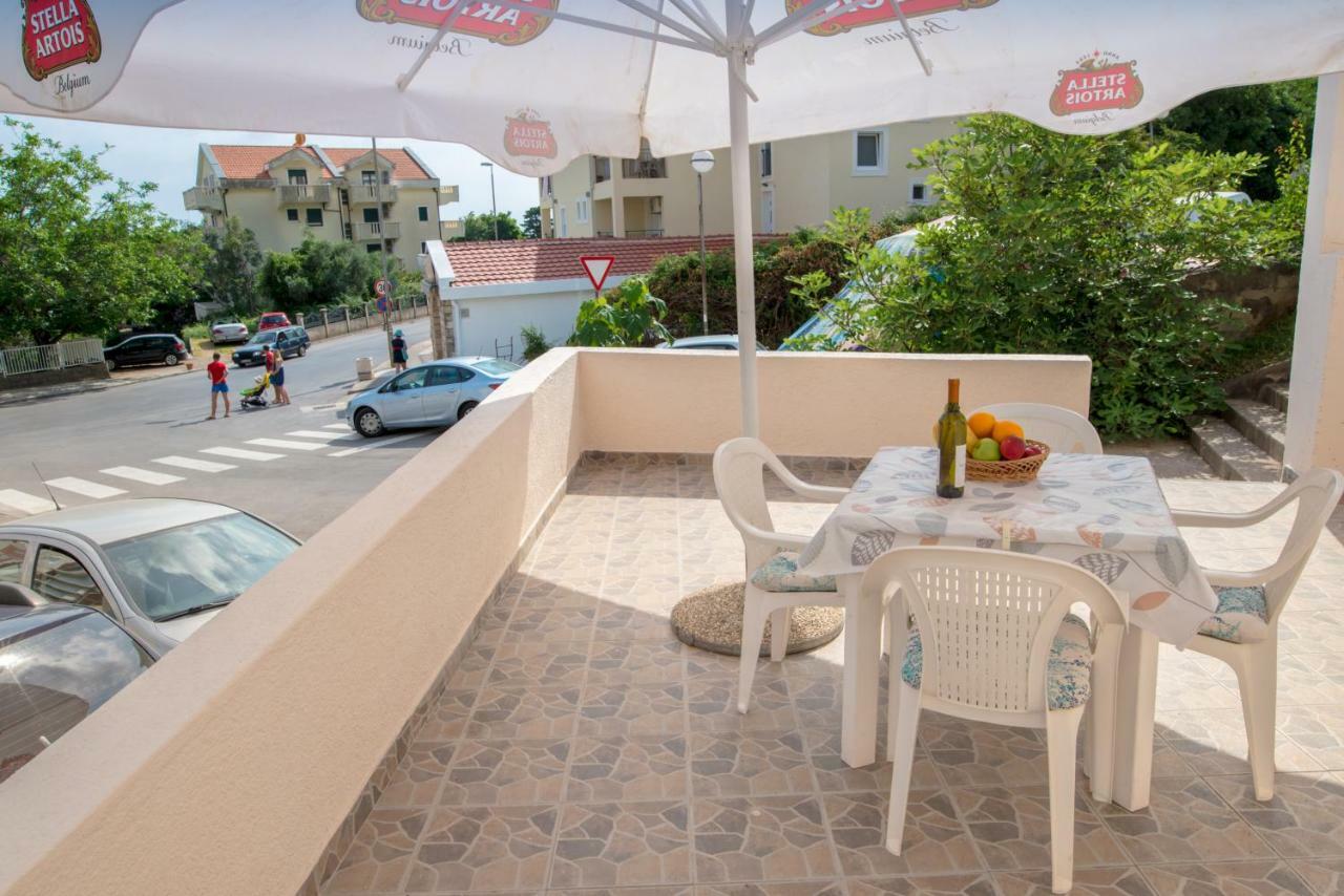 Apartments Vjera Petrovac Exterior photo